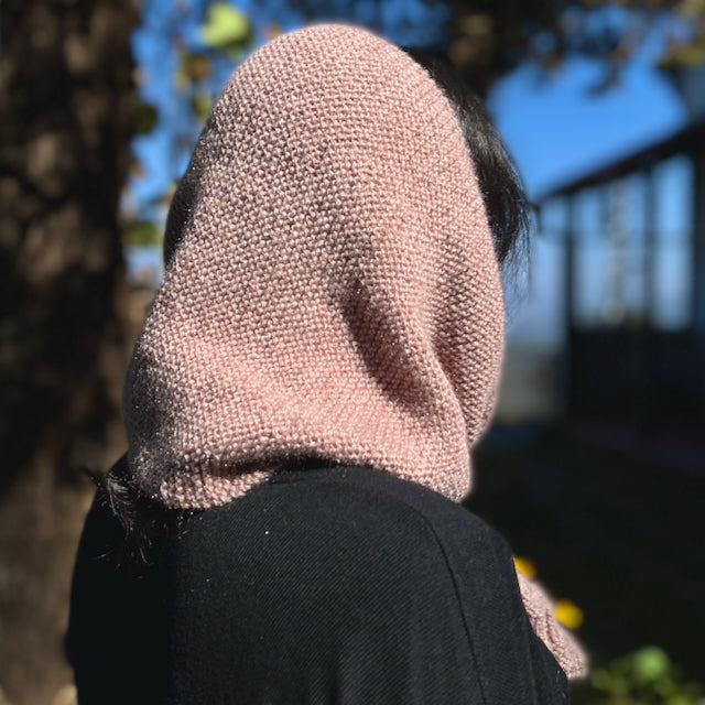 Hand-knitted Muffler (Peach) Hand-knitted Muffler (Peach)