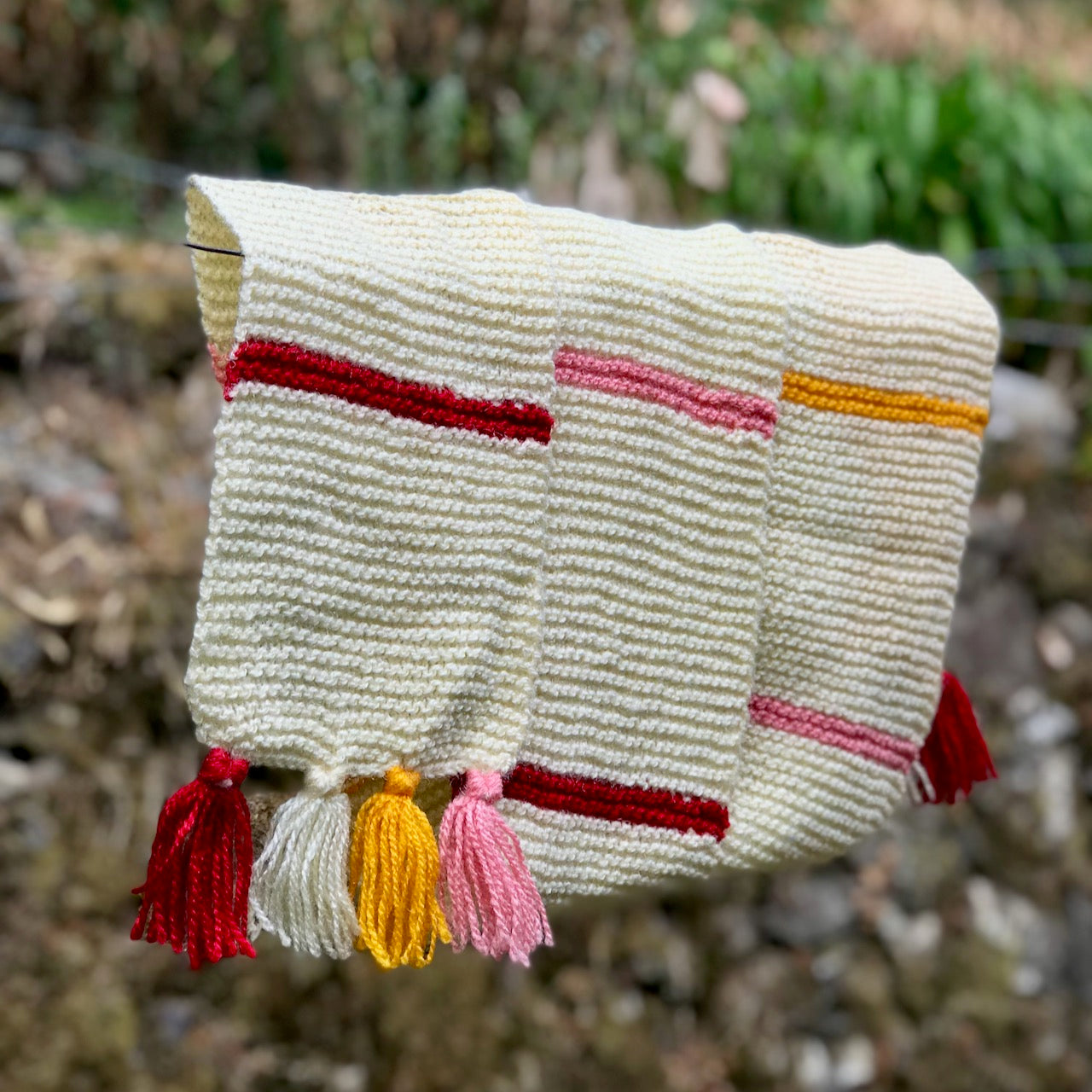 Hand Knitted Muffler (R/P/Y_S) Hand Knitted Muffler (R/P/Y_S)